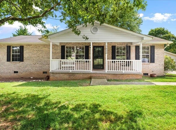 7825 Pedigo Rd, Knoxville, TN 37938