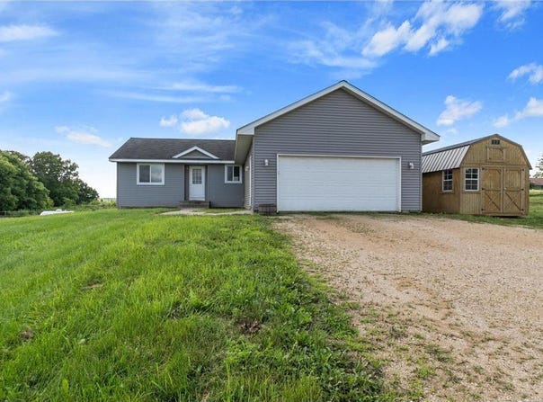 W7611 County Road V, Trenton Twp, WI 54011