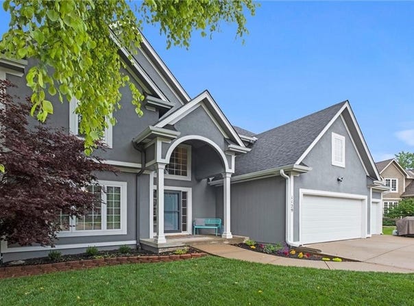1129 Redwood Place, Liberty, MO 64068