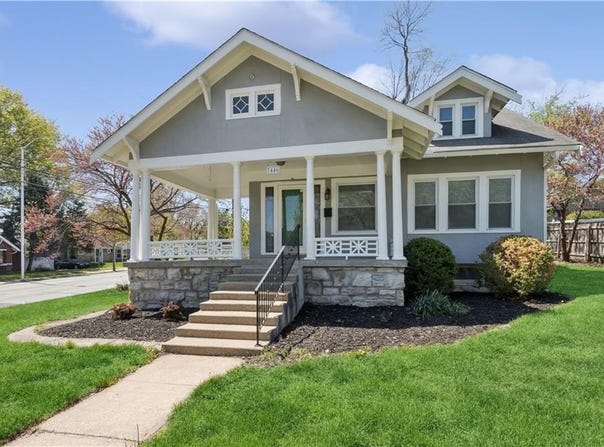7446 Jarboe Street, Kansas City, MO 64114
