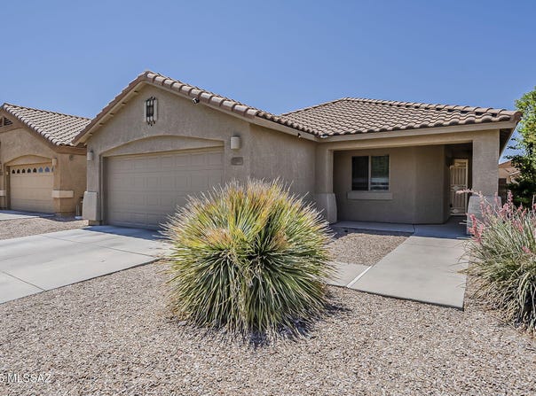 6646 E Splendid Lane, Tucson, AZ 85756