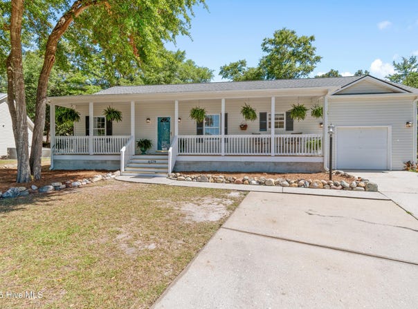 4379 Owendon Drive, Shallotte, NC 28470