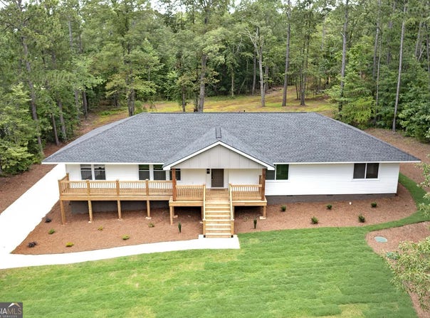 146 Rivers, Williamson, GA 30292