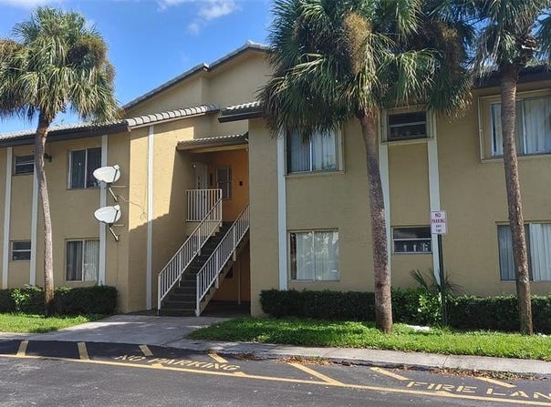 11585 NW 44th St, Coral Springs, FL 33065