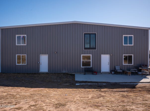 8 Warbonnet Rd -, Moorcroft, WY 82721