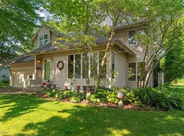 82 Pyle Road, Oberlin, OH 44074