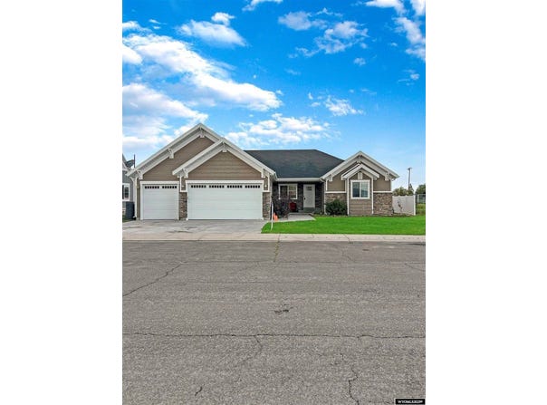 211 Connors Way, Lyman, WY 82937