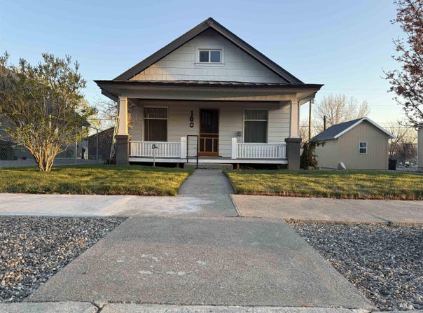 160 E Arthur, Glenns Ferry, ID 83623