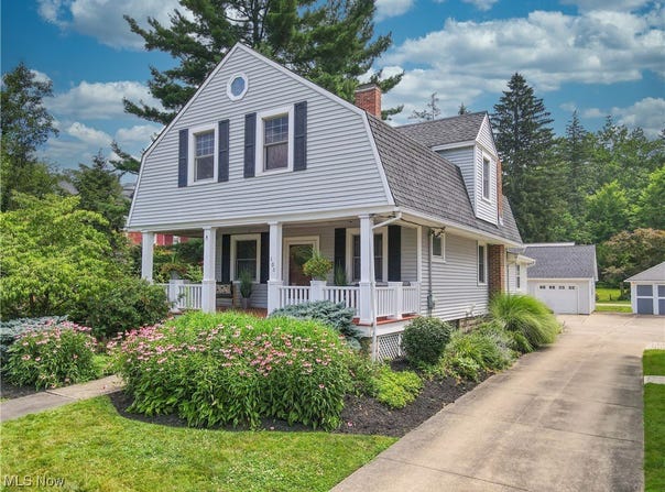 105 S Franklin Street, Chagrin Falls, OH 44022