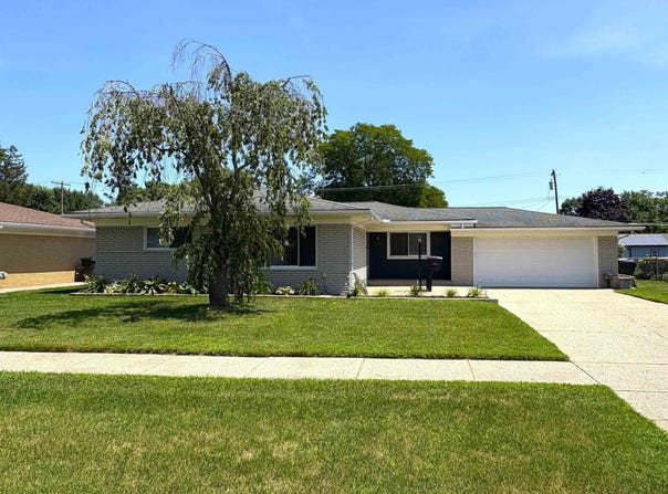 48200 Rex, Shelby Twp, MI 48317