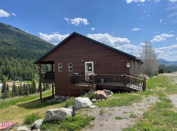 23 Hanlon Hill Drive, Jardine, MT 59030