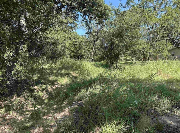 235-237,214 Pine Ln, Cottonwood Shores, TX 78657