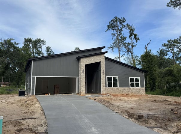 2005 E Indian Head Drive, Tallahassee, FL 32301
