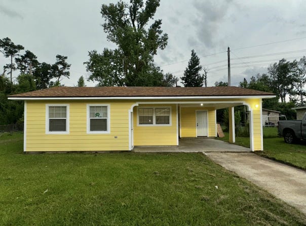 2119 Lincoln Dr, Orange, TX 77630