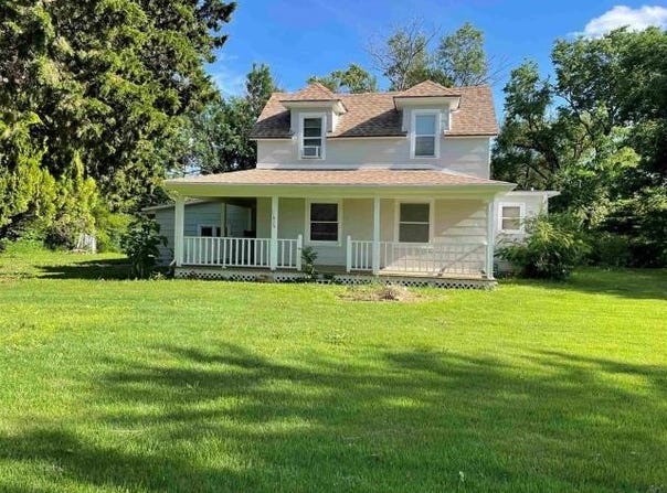 617 W Towanda Ave, El Dorado, KS 67042