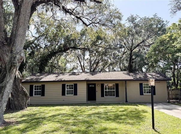 2342 ALICE AVENUE, EUSTIS, FL 32726