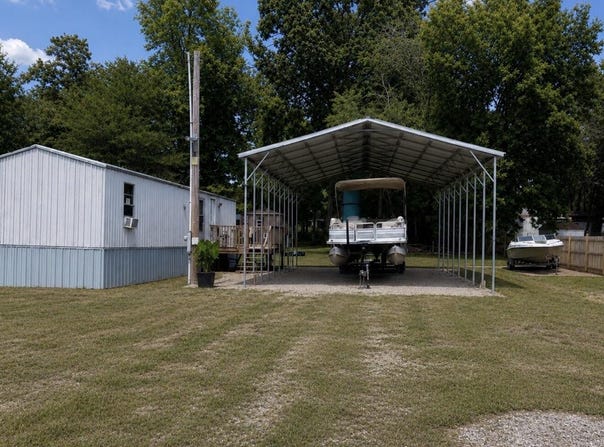 38 Rusty Lane, Linden, TN 37096