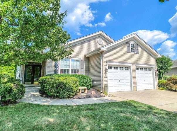 661 Pine Valley Ct Ct, Egg Harbor City, NJ 08215