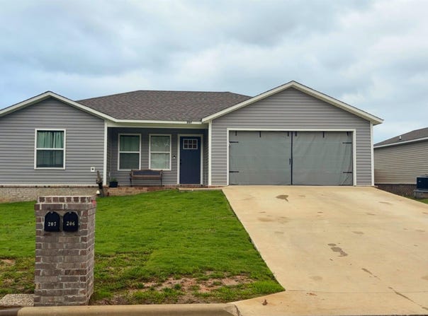207 Formon Drive, Paragould, AR 72450