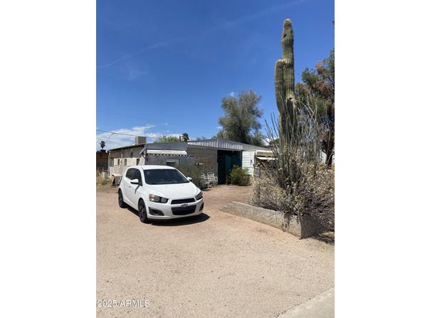 318 N 83RD Place, Mesa, AZ 85207