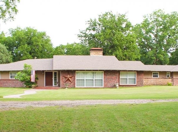 9137 Highway 67, Comanche, TX 76442
