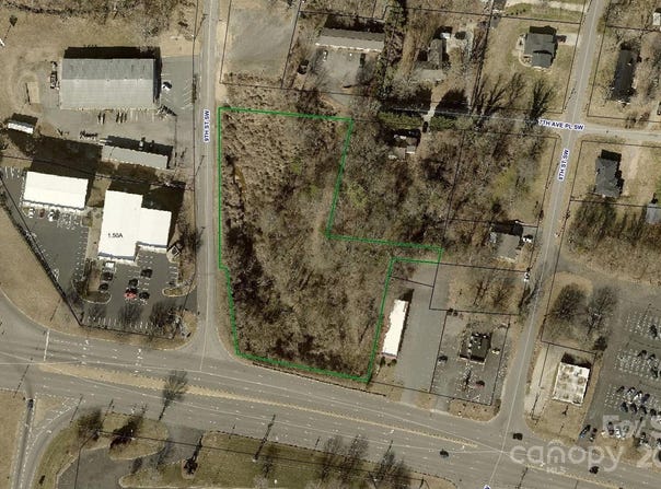 721 9th Street SW, Hickory, NC 28602