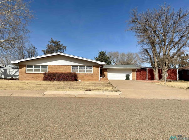 128 Crescent Drive, Clovis, NM 88101