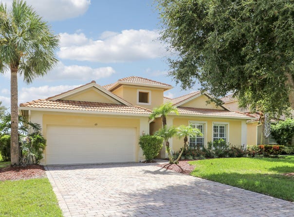 419 NW Sheffield Circle, Port Saint Lucie, FL 34983