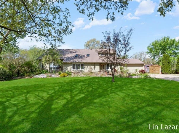 14534 N Uldriks Drive, Battle Creek, MI 49017