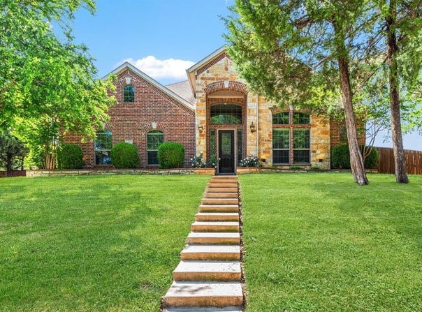 141 Claremont Drive, Ovilla, TX 75154