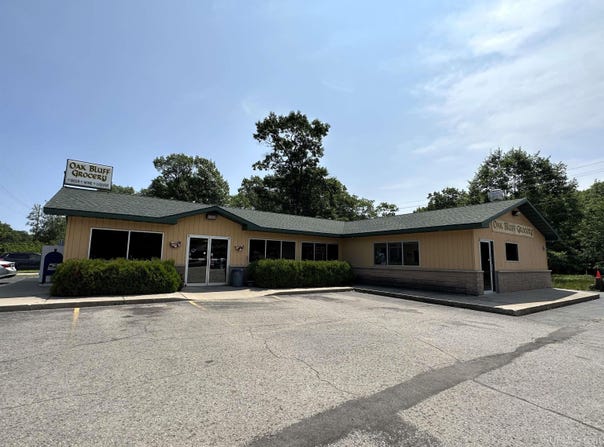 2821 S Hill Road, Gladstone, MI 49837