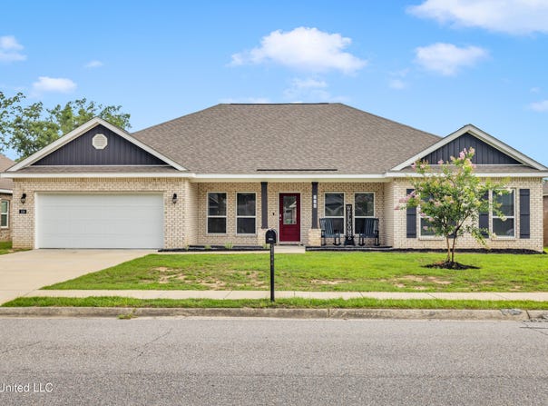 124 Oyster Catcher Cove, Ocean Springs, MS 39564