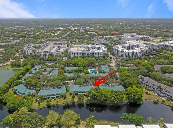 530 Westree Lane, Plantation, FL 33324