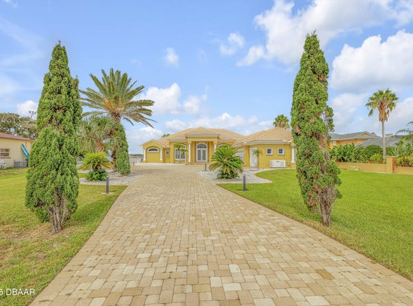 2640 S Peninsula Drive, Daytona Beach Shores, FL 32118