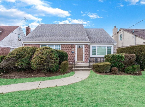 2013 New Hyde Park Road, New Hyde Park, NY 11040