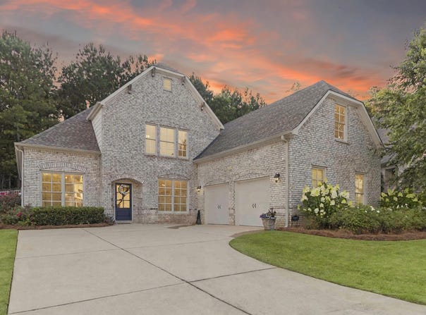 1009 SNOWSHILL CIRCLE, BIRMINGHAM, AL 35242