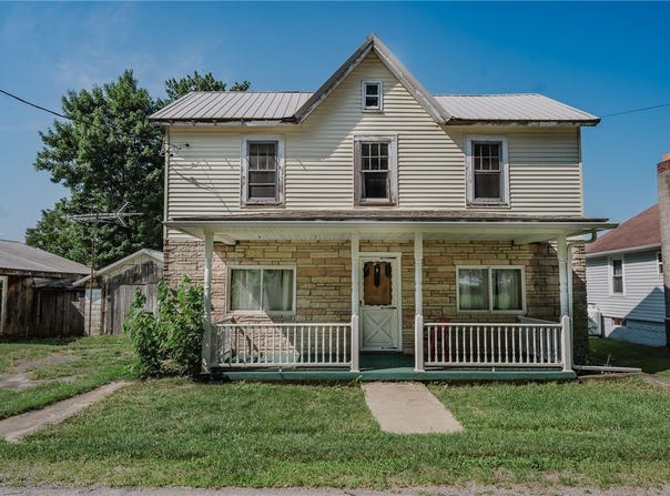2236 Route 240 Hwy, Green/Commdre/Prchse, PA 15729
