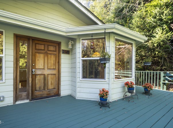 594 NE Newport Heights Drive, Newport, OR 97365