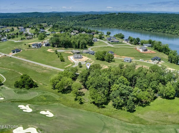 3235 Chestnut Lane, Loudon, TN 37774