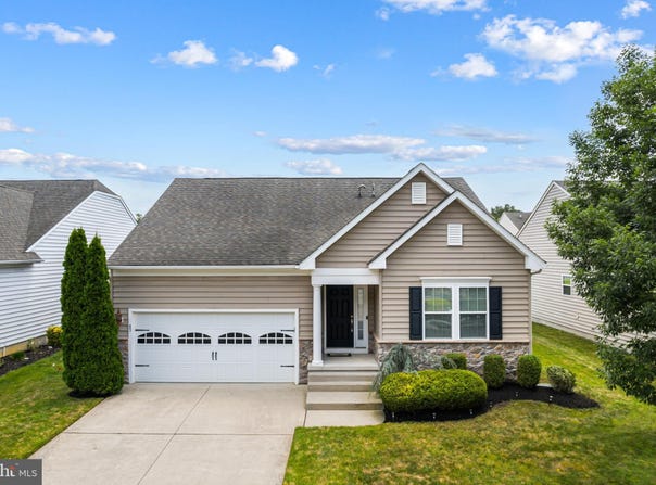 83 VIRGINIA DRIVE, ATCO, NJ 08004