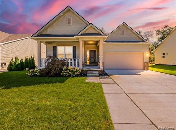 171 Coppice Way, White Lake Twp, MI 48386