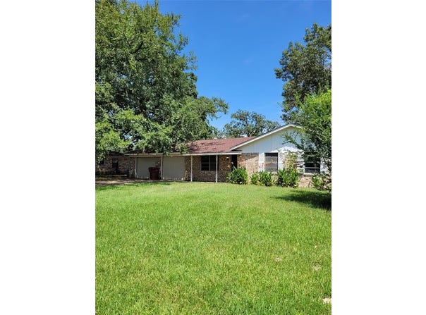 175 COZY LN, Reno, TX 75462