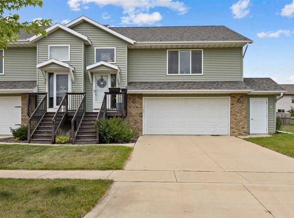 609 W Orange St, WestBranch, IA 52358