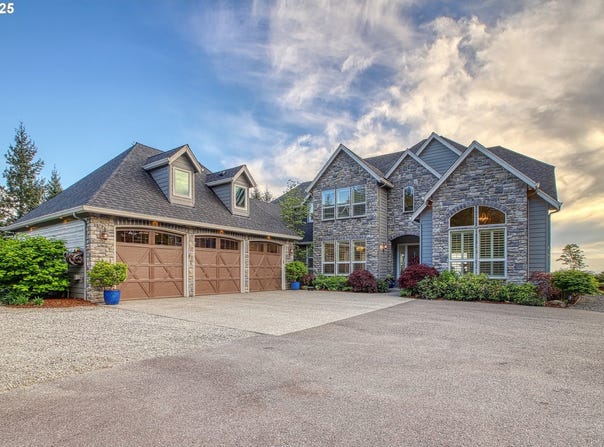 8627 NE LIVINGSTON MOUNTAIN RD, Camas, WA 98607