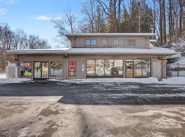 2127 State Route 31, Glen Gardner Boro, NJ 08826-6439
