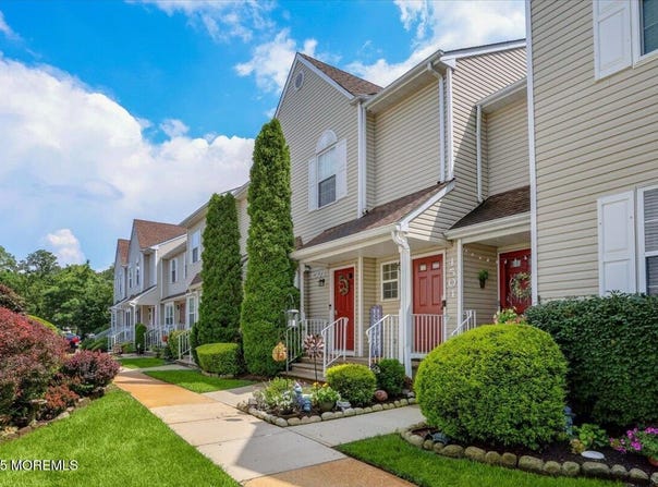 4504 Pepperidge Court, Freehold, NJ 07728