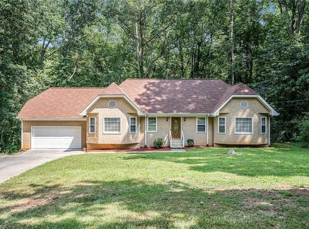 9224 Snipe Lane, Jonesboro, GA 30236
