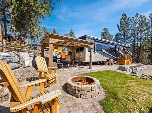 33336 Whitecap Lane, Bigfork, MT 59911