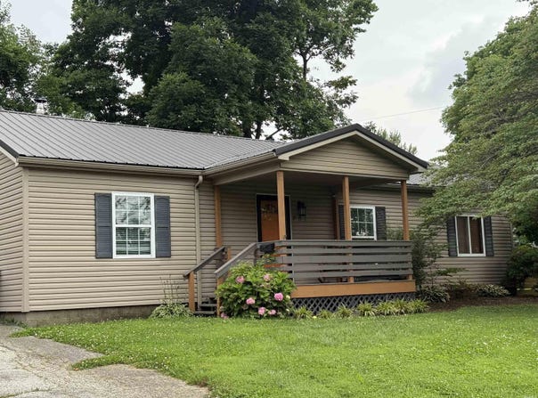 701 E Water Street, Princeton, IN 47670-2243