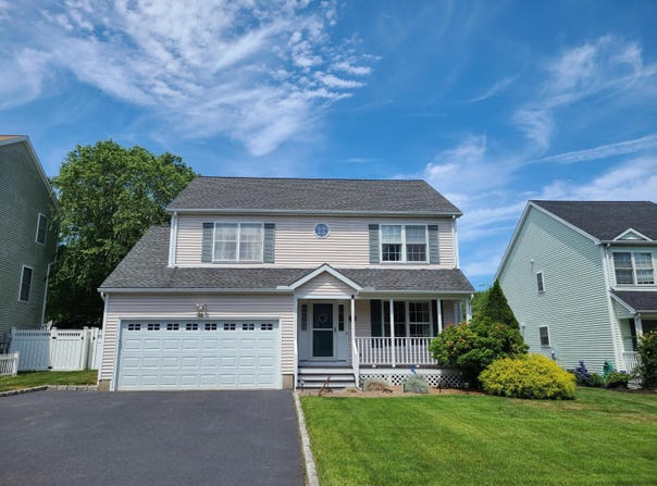 95 Baxter Street, Stratford, CT 06615
